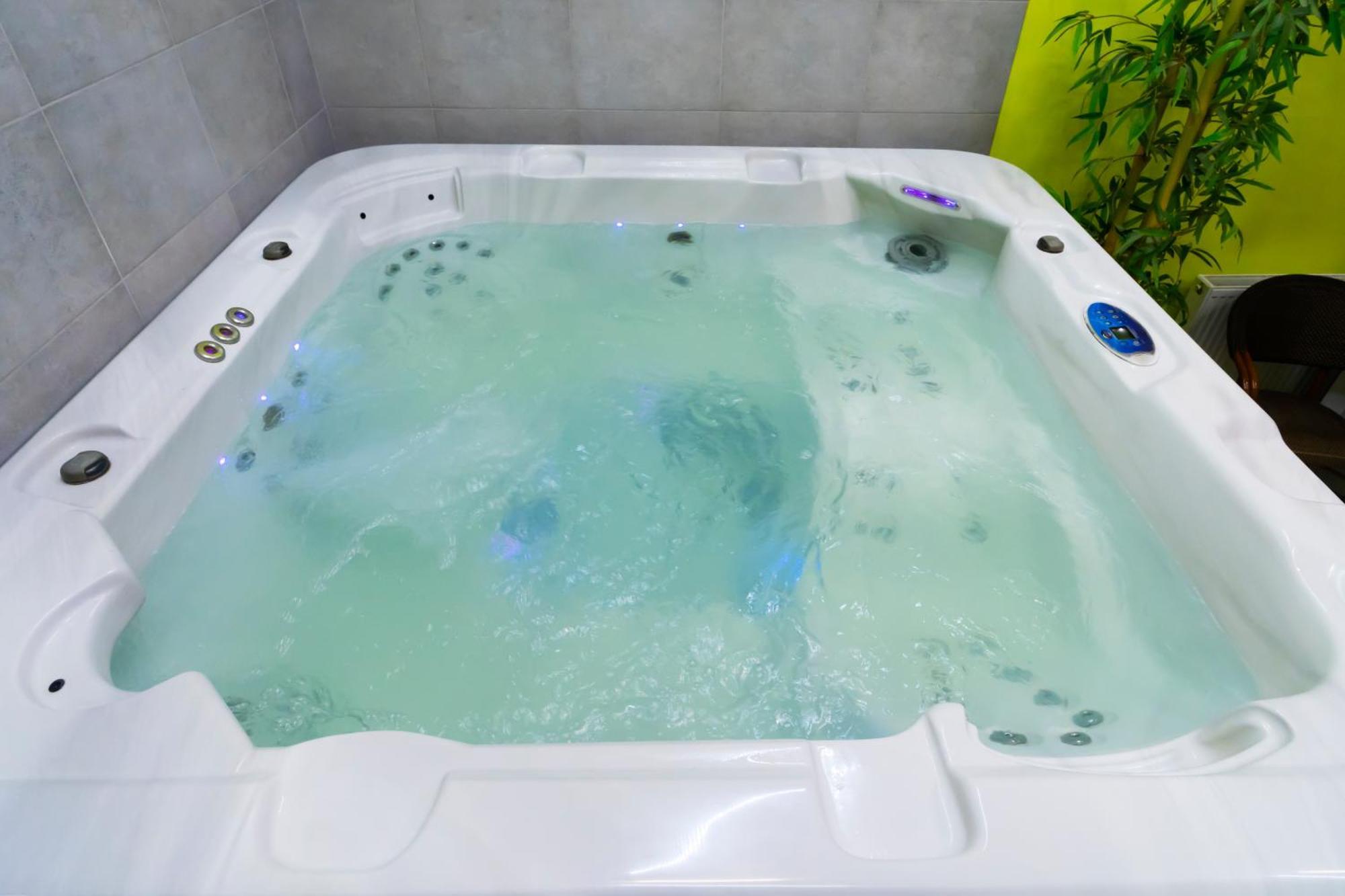 Korona Hotel Nyiregyhaza Ngoại thất bức ảnh