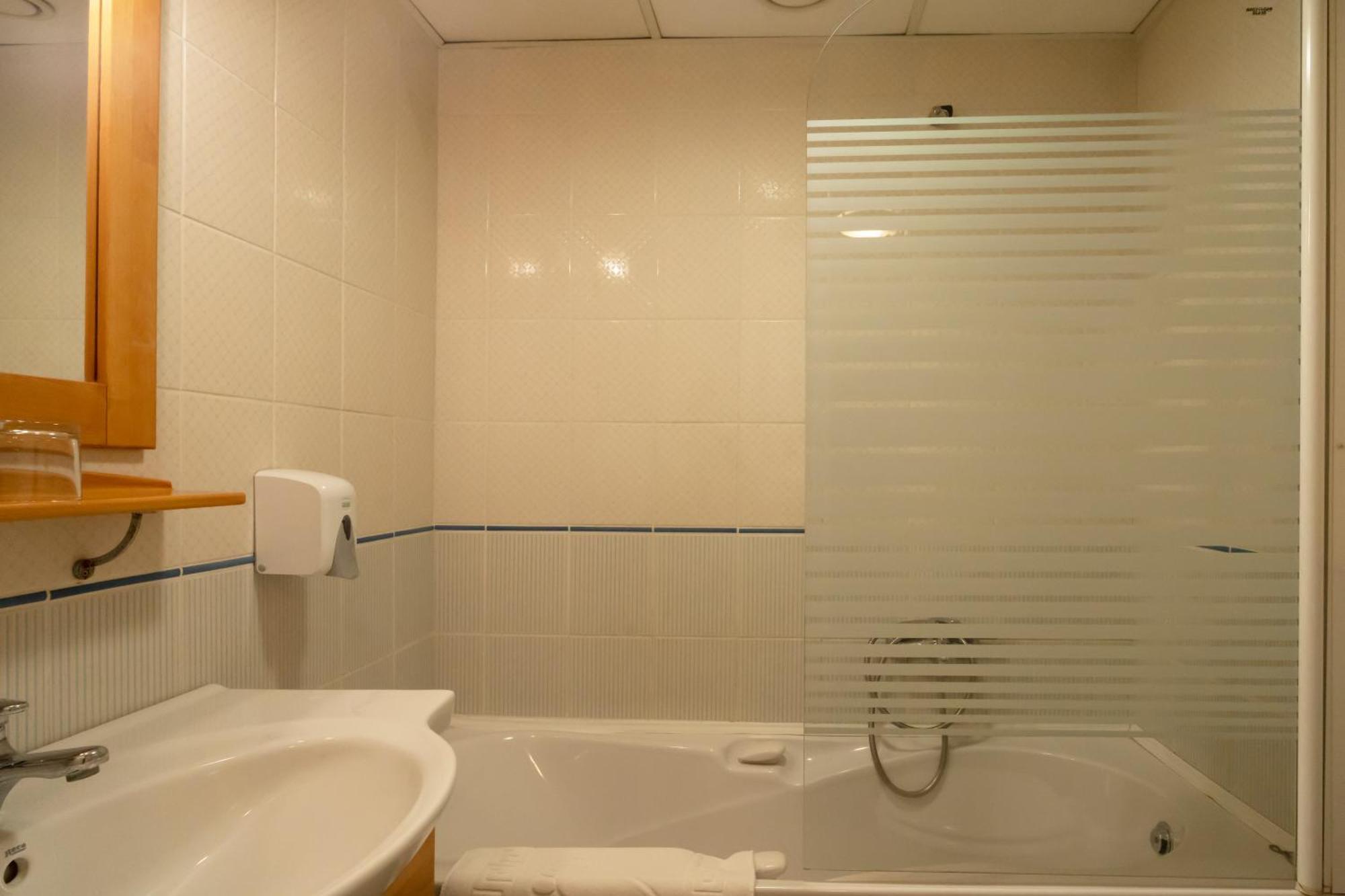 Korona Hotel Nyiregyhaza Ngoại thất bức ảnh