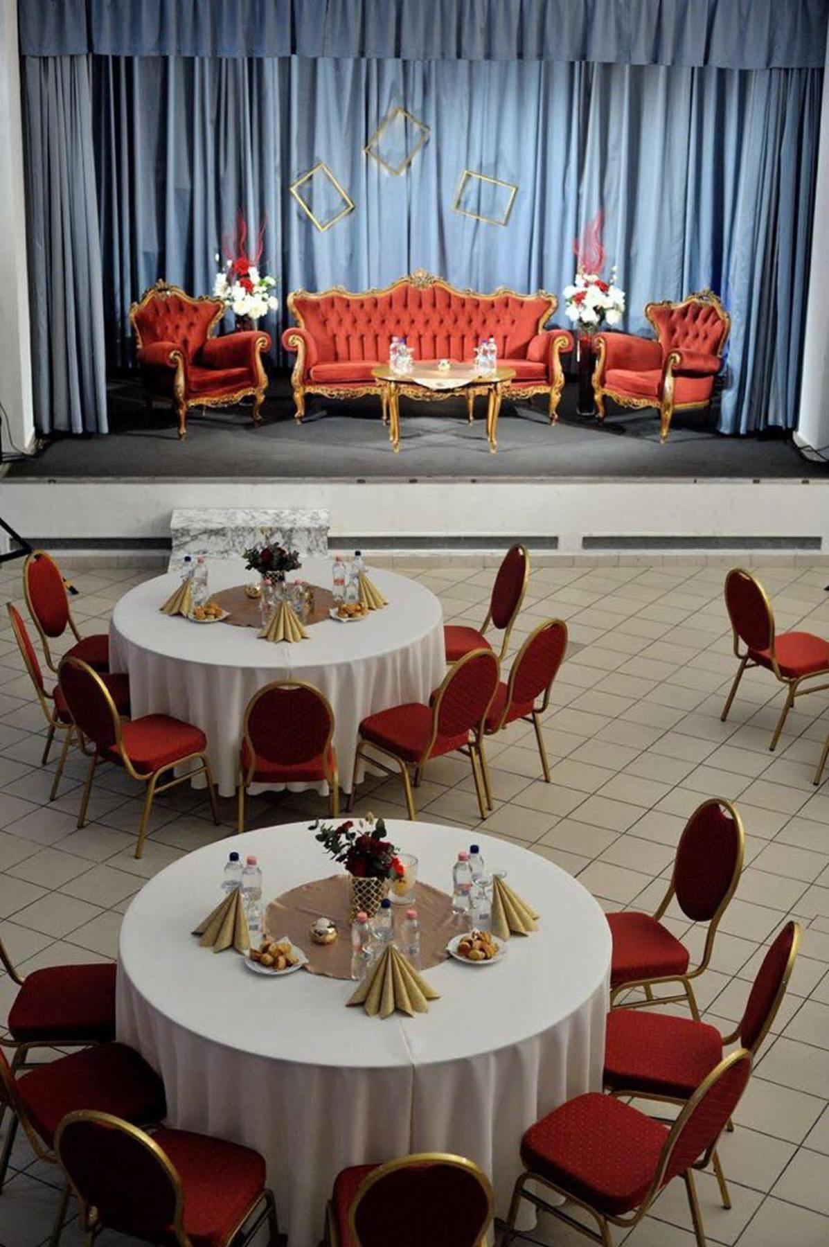 Korona Hotel Nyiregyhaza Ngoại thất bức ảnh